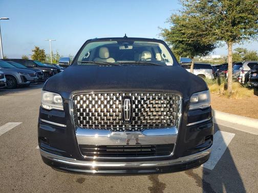 2023 Lincoln Navigator Black Label
