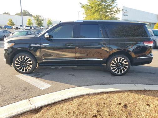2023 Lincoln Navigator Black Label