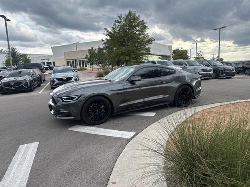 2017 Ford Mustang GT Premium