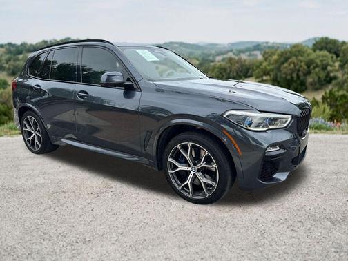 Gray Metallic 2019 BMW X5 xDrive50i