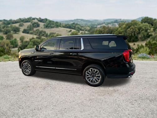Onyx Black 2023 GMC Yukon XL Denali Ultimate