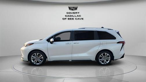 2023 Toyota Sienna Platinum 7 Passenger