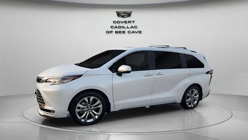2023 Toyota Sienna Platinum 7 Passenger
