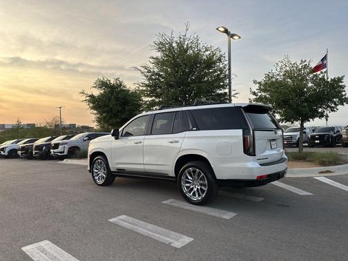Crystal White Tricoat 2023 Cadillac Escalade Sport