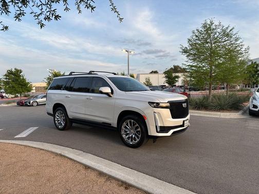 Crystal White Tricoat 2023 Cadillac Escalade Sport