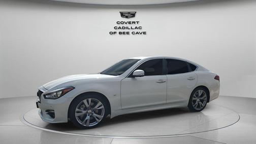 2018 INFINITI Q70 3.7 LUXE