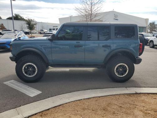 2021 Ford Bronco Black Diamond