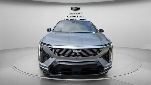 Argent Silver Metallic 2026 Cadillac OPTIQ Premium Luxury