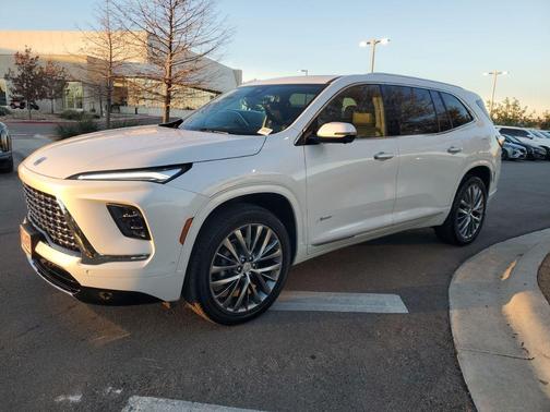 2025 Buick Enclave Avenir FWD