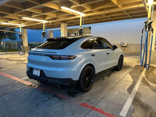 2021 Porsche Cayenne S