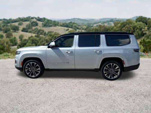 Silver Zynith 2022 Jeep Grand Wagoneer Series III 4x4