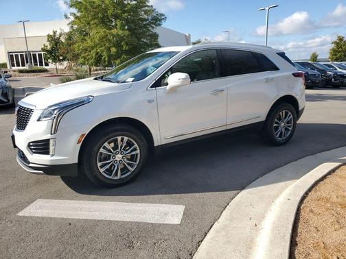 2022 Cadillac XT5 Premium Luxury