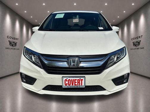 White Diamond Pearl 2019 Honda Odyssey EX-L
