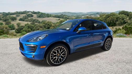 Sapphire Blue Metallic 2018 Porsche Macan Macan Sport Edition
