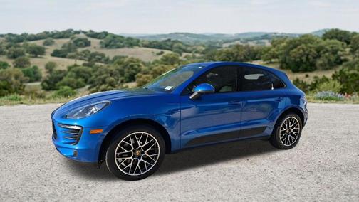 Sapphire Blue Metallic 2018 Porsche Macan Macan Sport Edition