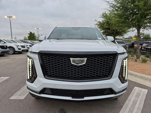 Vibrant White Tricoat 2026 Cadillac Escalade ESV Sport Platinum