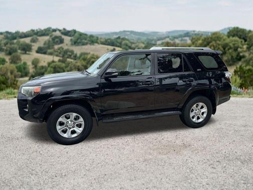 Midnight Black Metallic 2018 Toyota 4Runner SR5 Premium