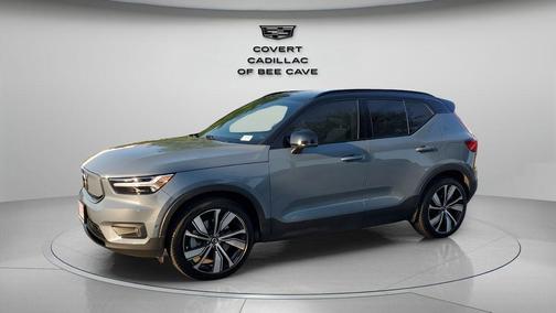 2022 Volvo XC40 Recharge Pure Electric P8 Twin Plus