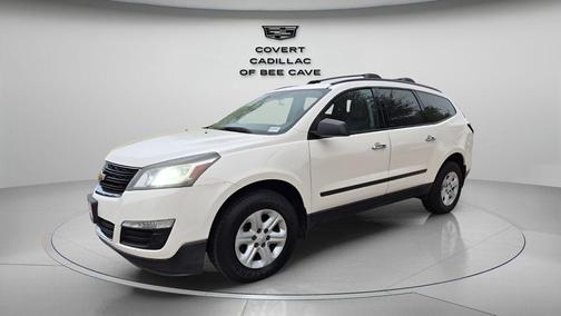 White 2015 Chevrolet Traverse LS