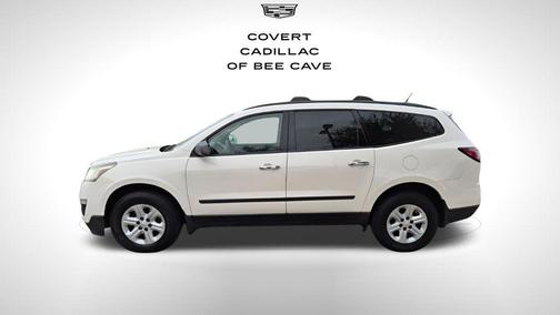 White 2015 Chevrolet Traverse LS