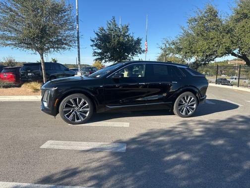 2026 Cadillac LYRIQ Signature Luxury