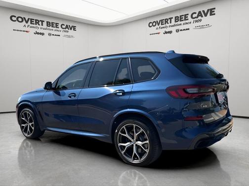 2022 BMW X5 M50i