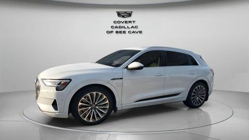 2019 Audi e-tron Premium Plus