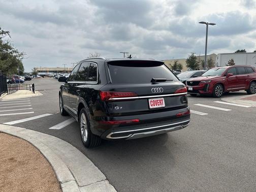 2021 Audi Q7 45 Premium Plus
