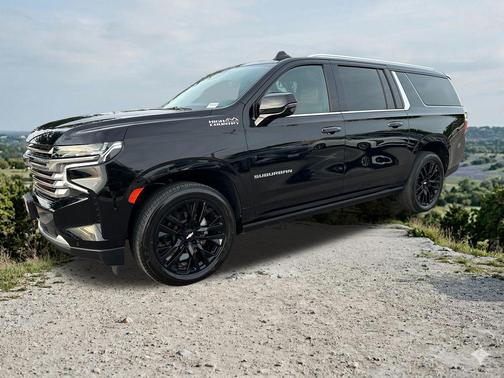 Black 2023 Chevrolet Suburban 4WD High Country