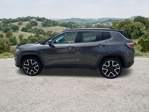 Granite Crystal Metallic Clearcoat 2018 Jeep Compass Limited