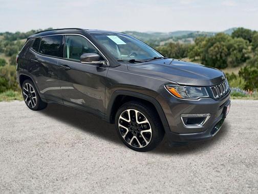 Granite Crystal Metallic Clearcoat 2018 Jeep Compass Limited