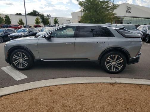 2024 Cadillac LYRIQ Luxury