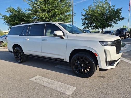 Crystal White Tricoat 2023 Cadillac Escalade ESV Sport Platinum