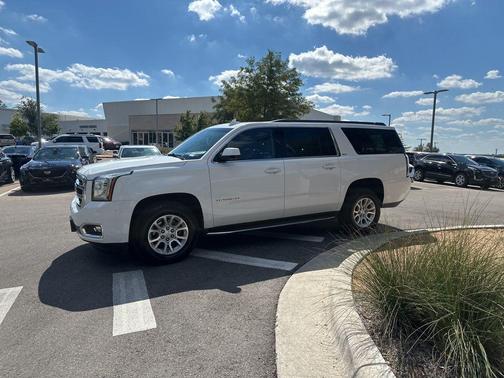 2019 GMC Yukon XL SLT