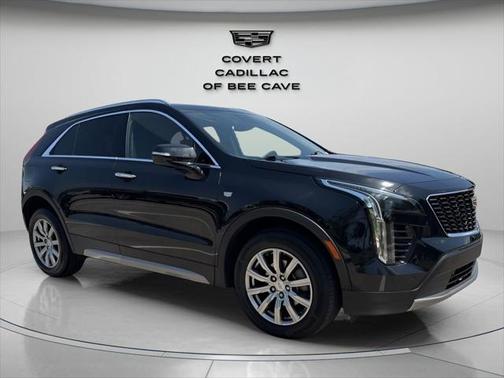 2022 Cadillac XT4 Premium Luxury