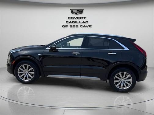 2022 Cadillac XT4 Premium Luxury