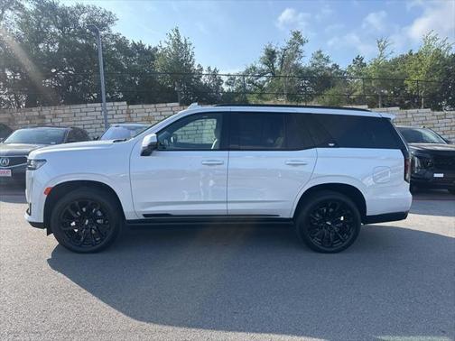2024 Cadillac Escalade Sport