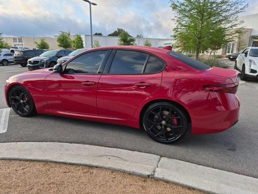 2019 Alfa Romeo Giulia Base