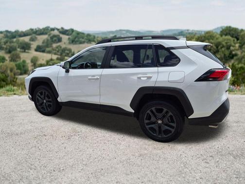 Ice 2024 Toyota RAV4 Adventure