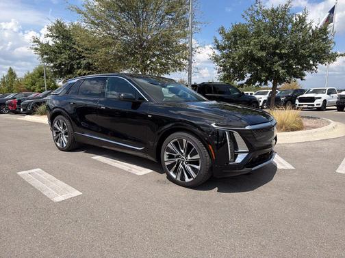Stellar Black Metallic 2027 Cadillac LYRIQ Signature Luxury
