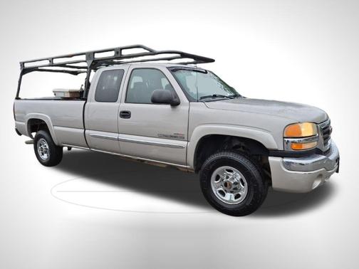 2004 GMC Sierra 2500 SLE H/D Extended Cab