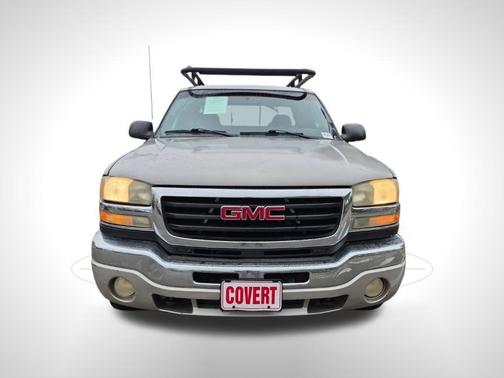 2004 GMC Sierra 2500 SLE H/D Extended Cab