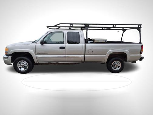 2004 GMC Sierra 2500 SLE H/D Extended Cab