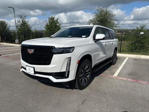 2022 Cadillac Escalade ESV Sport