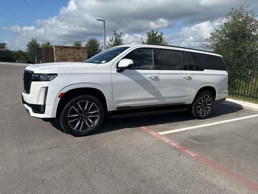 2022 Cadillac Escalade ESV Sport