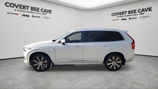2024 Volvo XC90 Recharge Plug-In Hybrid T8 Ultimate Bright Theme 7-Seater