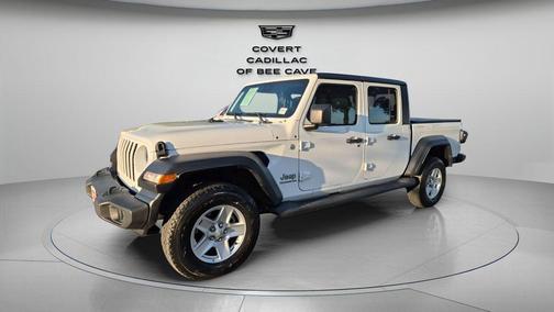 Bright White Clearcoat 2020 Jeep Gladiator Sport S