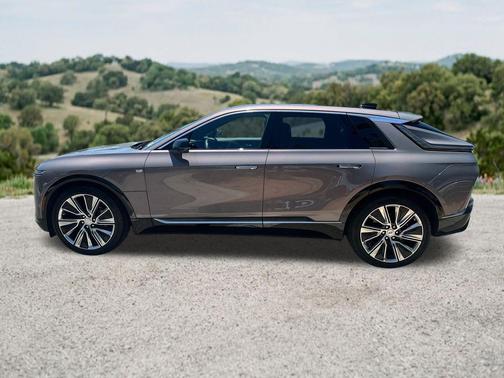 Celestial Metallic 2025 Cadillac LYRIQ Luxury