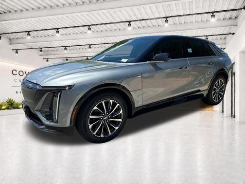 Argent Silver Metallic 2026 Cadillac LYRIQ Premium Sport