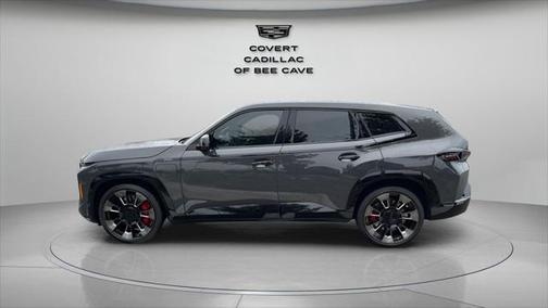 2024 BMW XM Base
